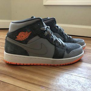 Nike Air Jordan I Mid Wolf Grey